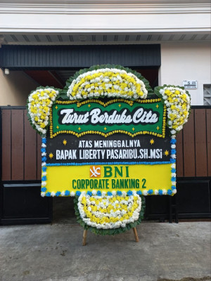 Papan Bunga Duka di Bulu